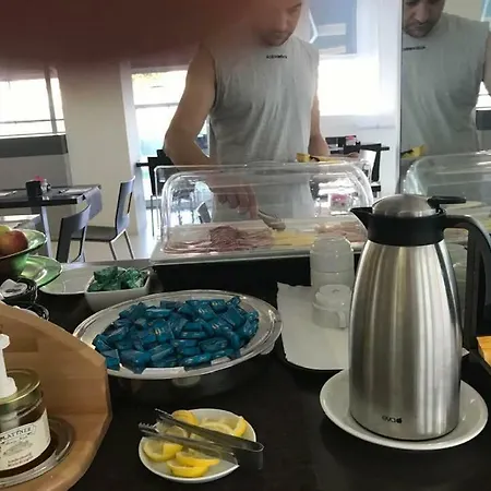 阿卡普尔科酒店 3* 卡托利卡